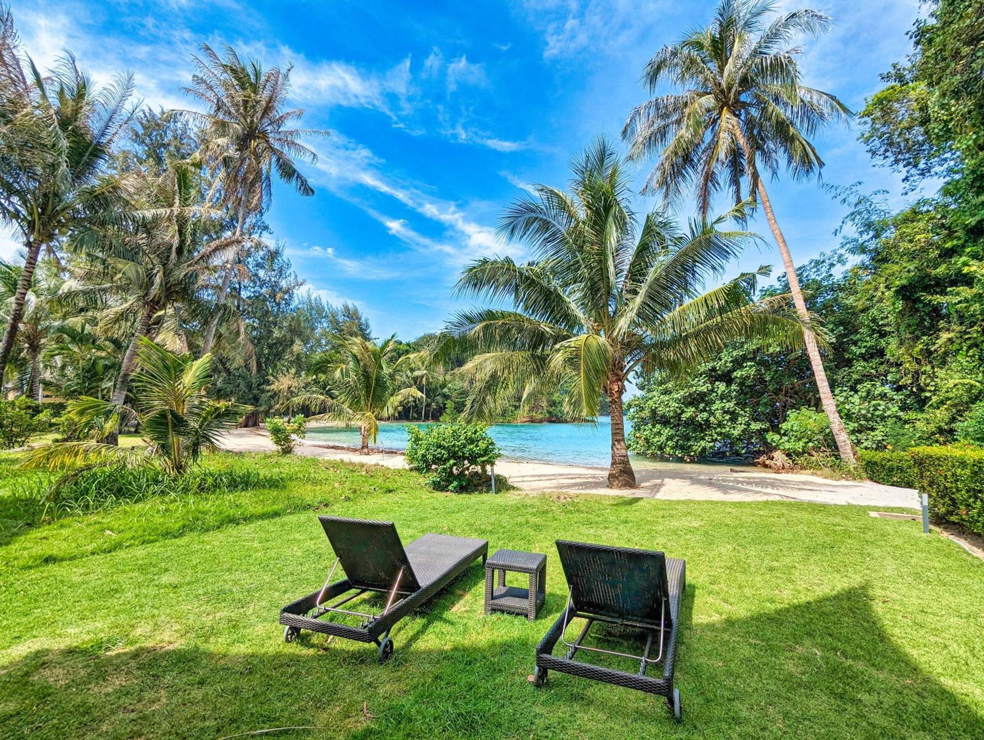 Half Moon Beach Villa - By Kohchangvillas Ко Чанг Екстериор снимка